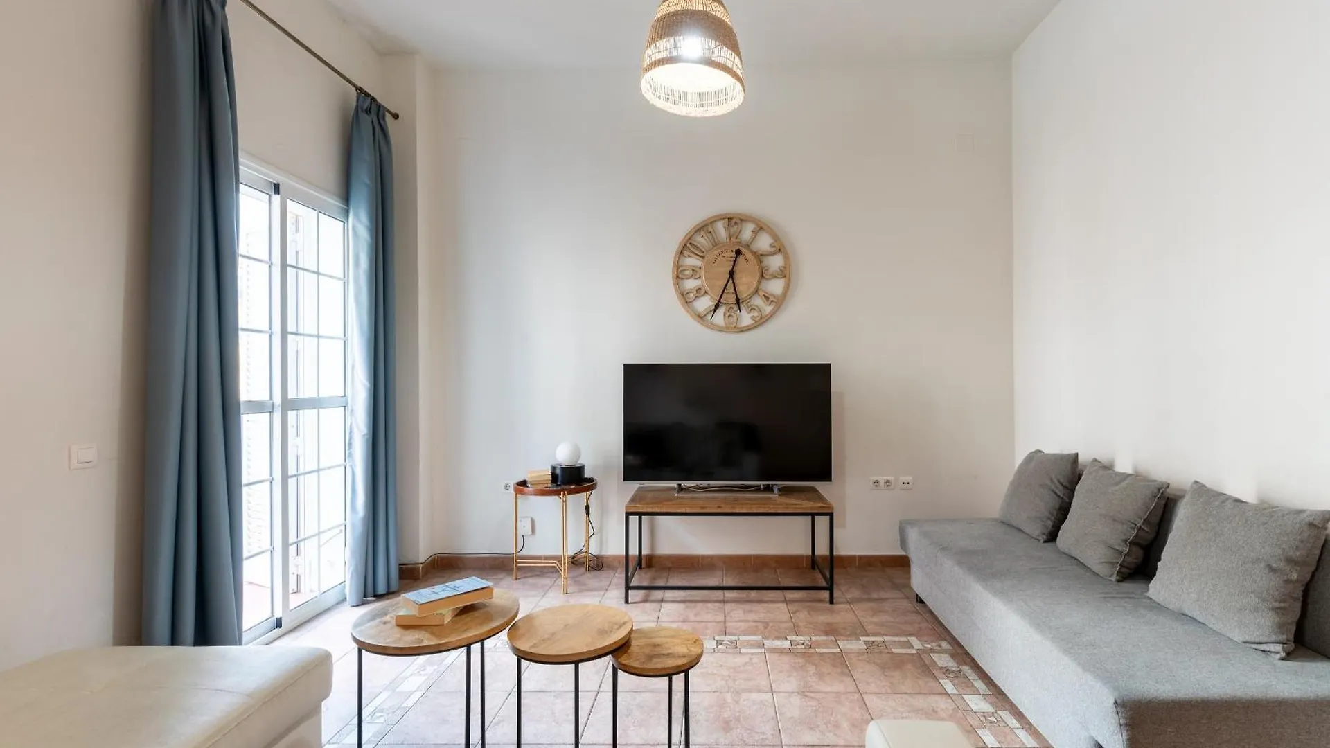 Apartment Aoa Casa Triana Ideal Parejas Seville Spain